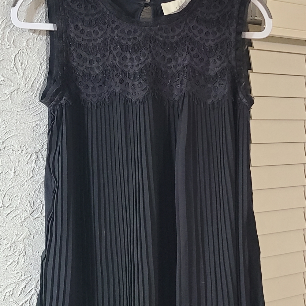 Loft Black Pleated Lace Sleeveless Dressy Tank Top - Size Small - Picture 2 of 14